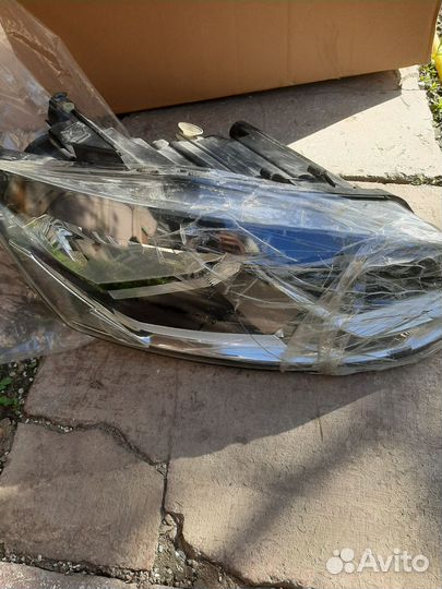 Фара правая фольксваген поло