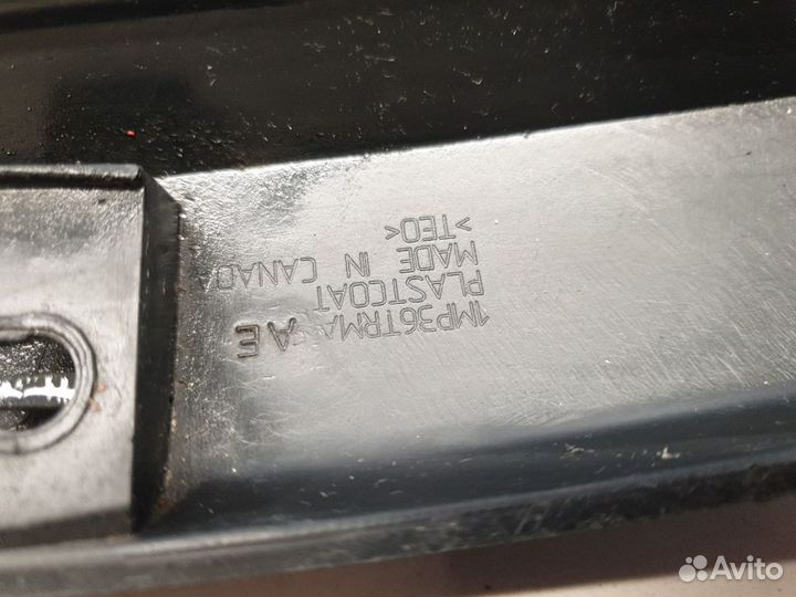 Молдинг двери правый задний Jeep Grand Cherokee WK