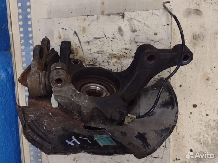 Кулак поворотный передний левый Hyundai Sonata YF