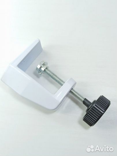 Струбцина для настольных ламп, 1 шт