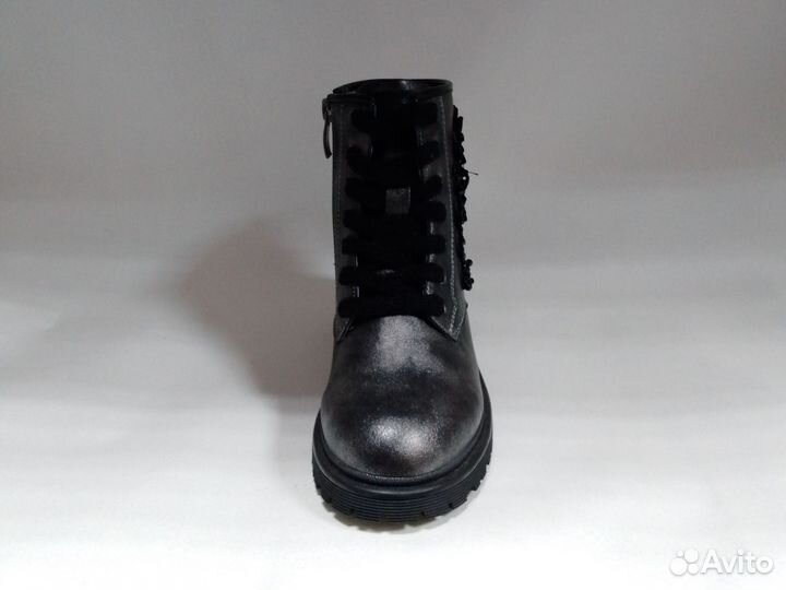 Ботинки демисезонные для девочки 34