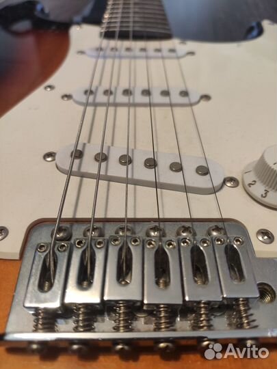 Электрогитара Squire bullet strat by Fender