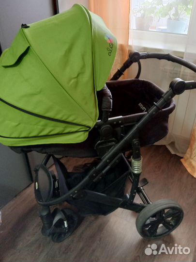 Продам детскую коляску