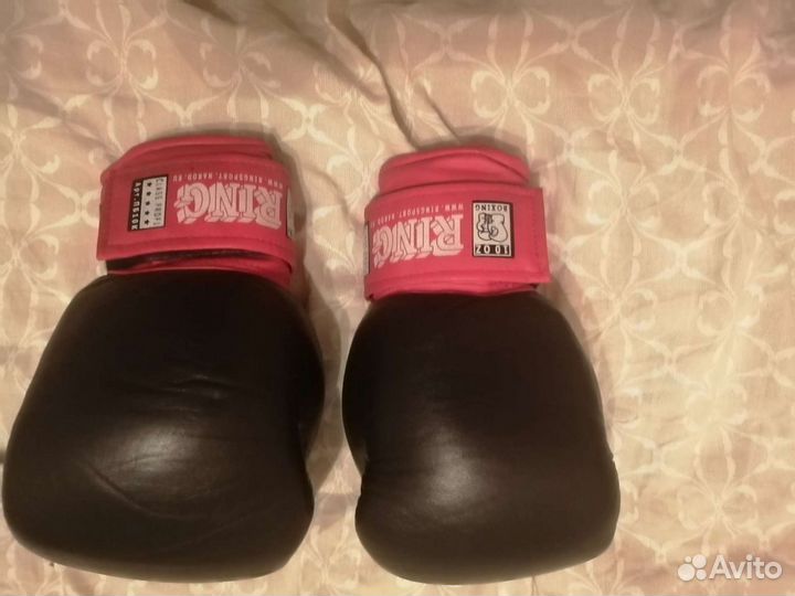 Боксерские перчатки