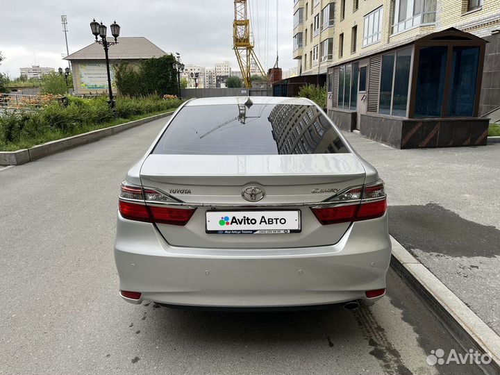 Toyota Camry 2.5 AT, 2015, 210 000 км