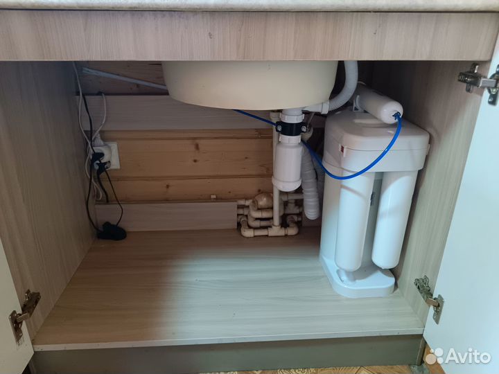 Монтаж фильтров для воды под мойку