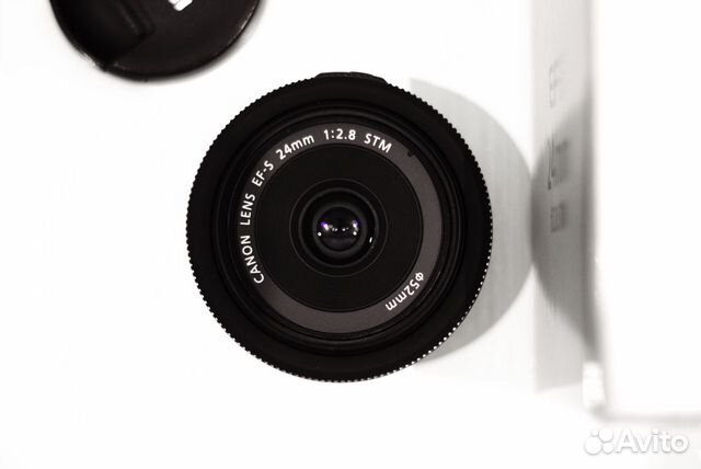 Объектив Canon EF-S 24mm f/2.8 STM объявление продам