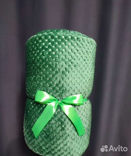 Пледы покрывала новые разные расцветки