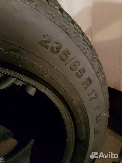 Continental ContiIceContact 4x4 235/65 R17 22K