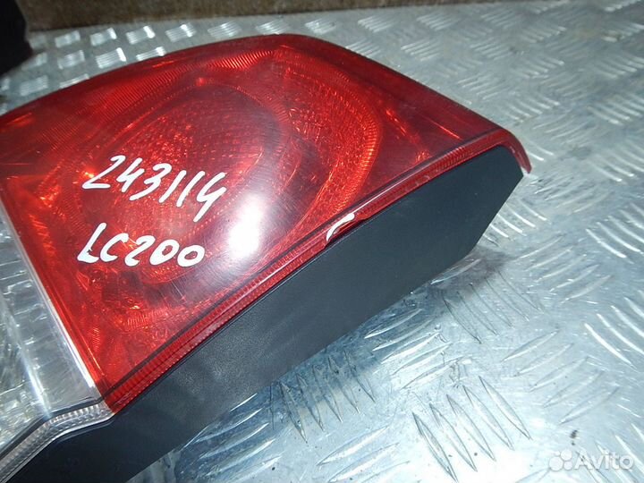 Фонарь задний внутренний правый, Toyota (Тойота)