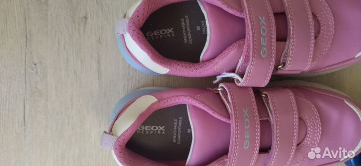 Кроссовки geox для девочки 35