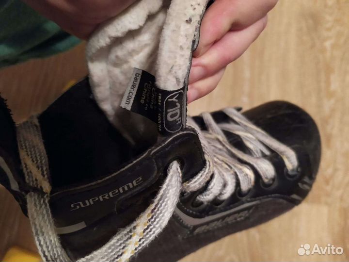 Хоккейные коньки bauer 28 Y10
