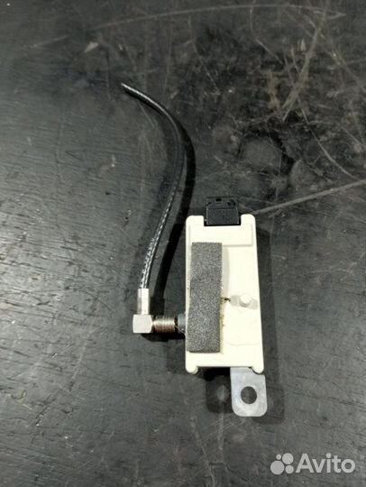 Усилитель антенны Land Rover Range Rover L322