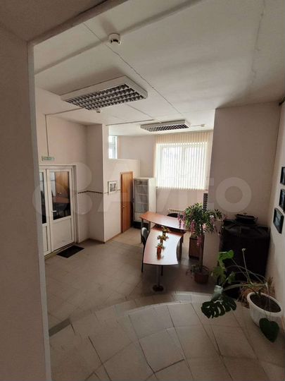 Комната 30 м², 1/3 эт.