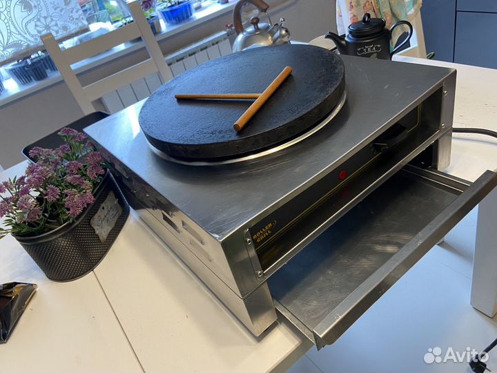 Профессиональная блинница Roller Grill