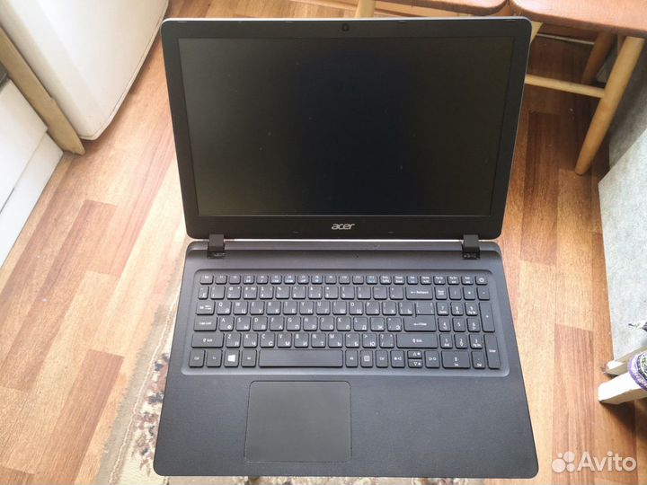4-х ядерный ноутбук Acer ES1-523