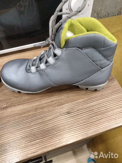 Лыжные ботинки 36 размер