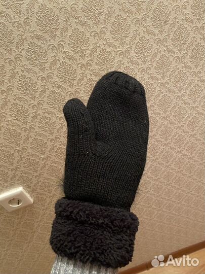 Варежки женские