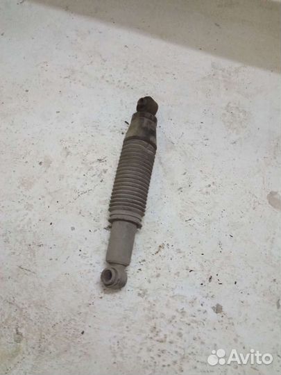 Амортизатор задний Hyundai Solaris 1 kia rio 3