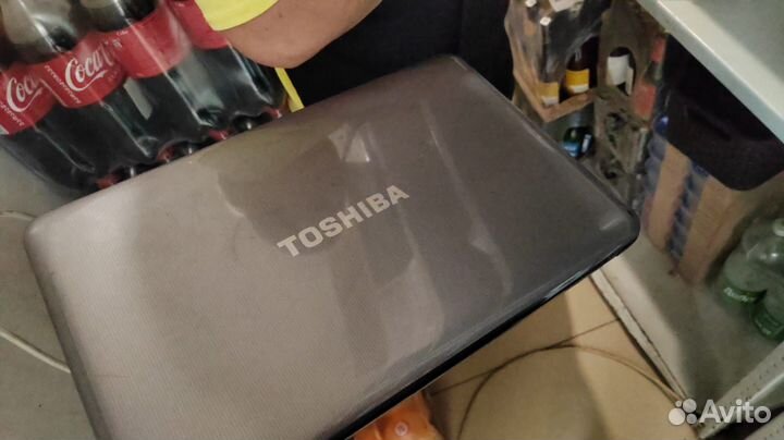 Ноутбук toshiba