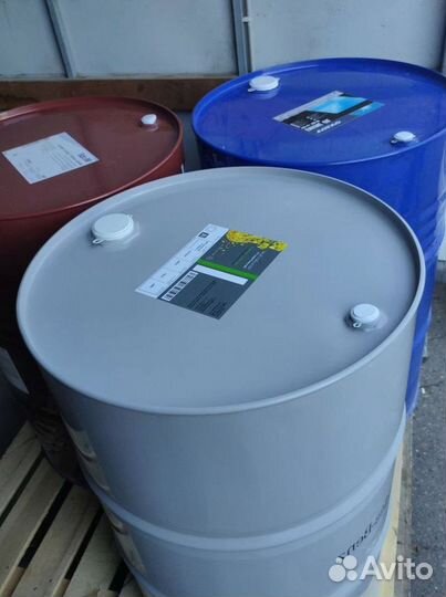 Масло моторное Mobil 15W40 для грузовых авто