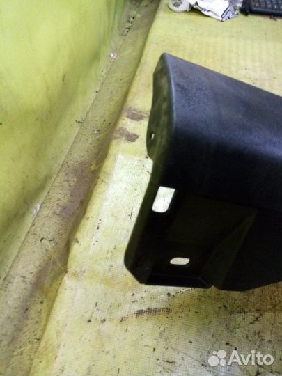 Накладка порога левая Ford Focus CB8 pnda 2012