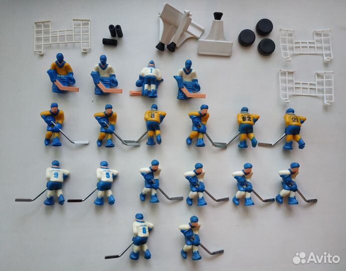 Игроки/запчасти для настольного хоккея Stiga