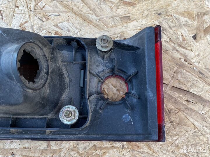 Стоп сигнал Toyota Camry SXV20