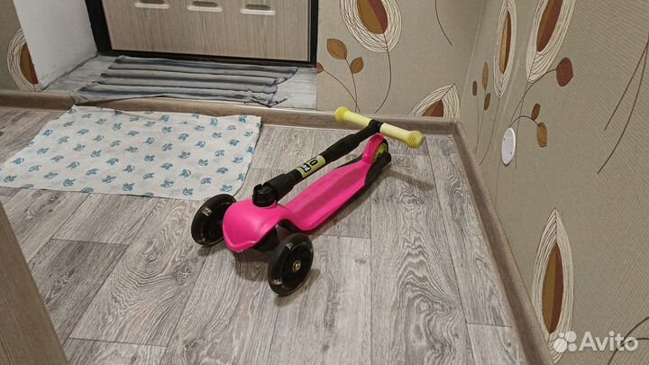 Самокат детский трехколесный бу