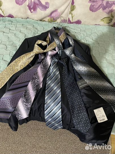 Школьный костюм, галстук
