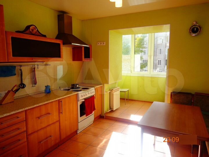 2-к. квартира, 66 м², 3/10 эт.