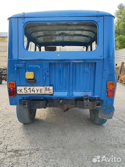 Продам задний борт свежевыкрашенный синий под лак