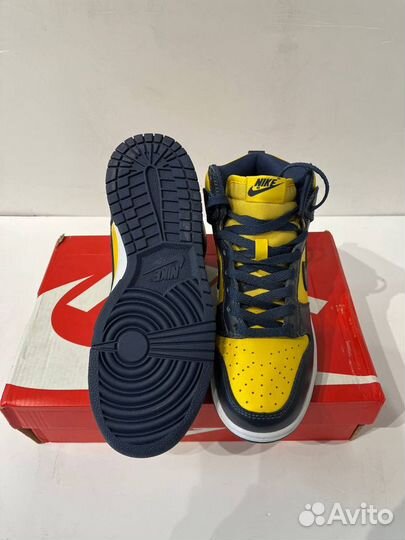 Nike Dunk High SP “Michigan”