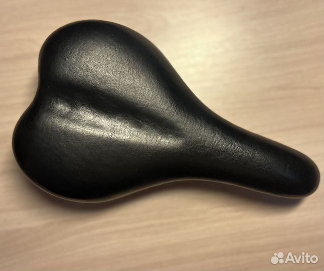 Велозапчасти грипсы велозамок седло