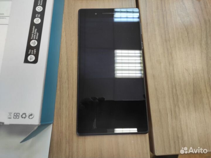 Планшет Lenovo Tab 4 TB-7504X (Состояние нового)