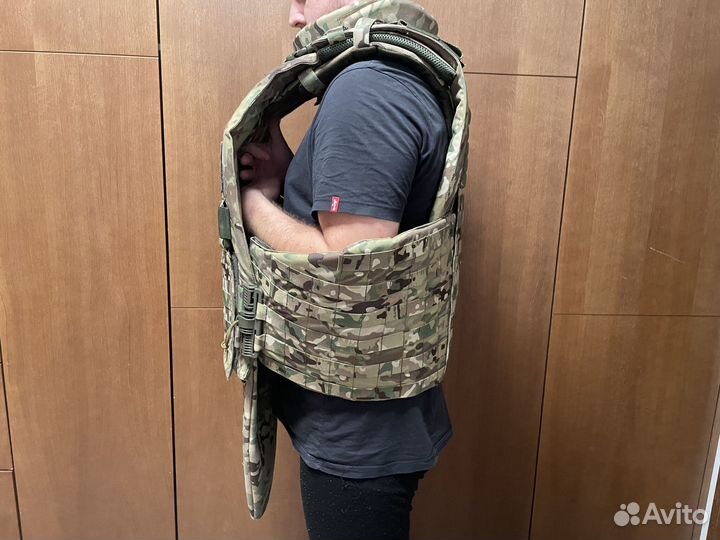 Жилет для богатырей с напашником и шеей