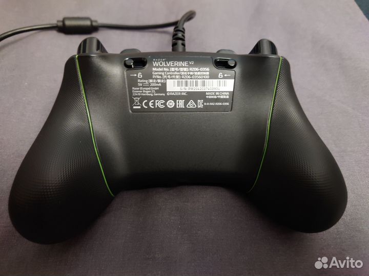 Геймпад Razer Wolverine V2