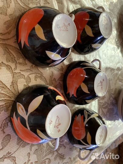 Чайный сервиз «Красный тюльпан» Дулево