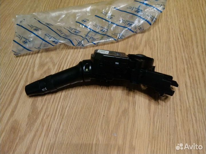 Подрулевой переключатель левый Hyundai Solaris