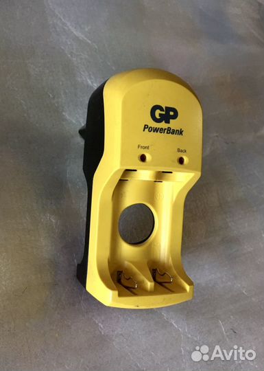 Зарядное устройство GP PowerBank S350