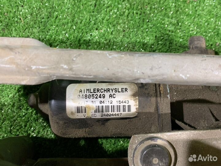 Трапеция стеклоочистителя Dodge Stratus