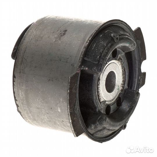 Сайлентблок заднего подрамника Chrysler 300C 05-19