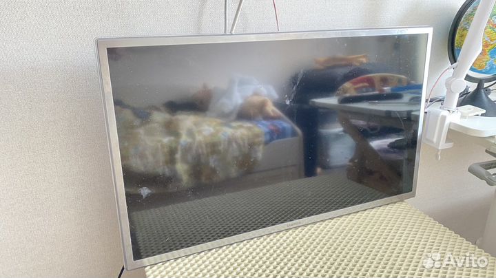 Телевизор SMART tv samsung на запчасти 32 д