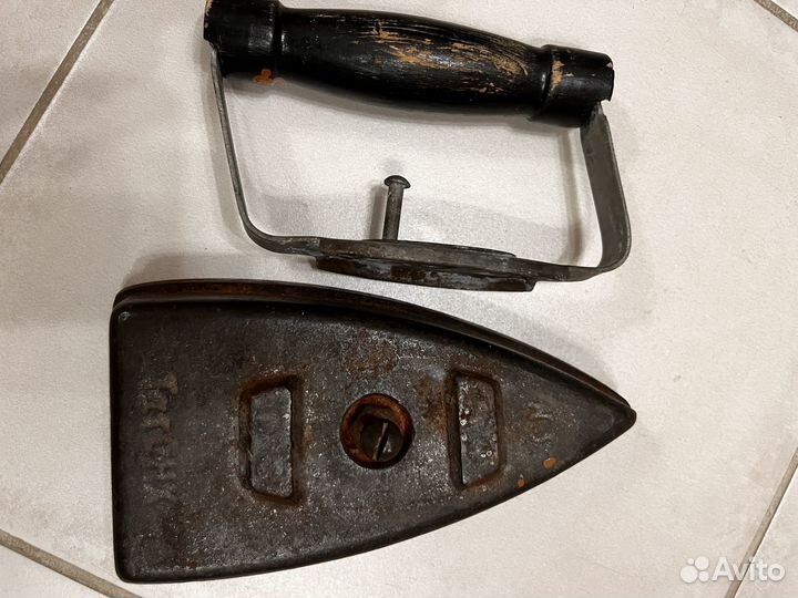 Старый утюг