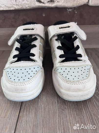 Кроссовки adidas детские