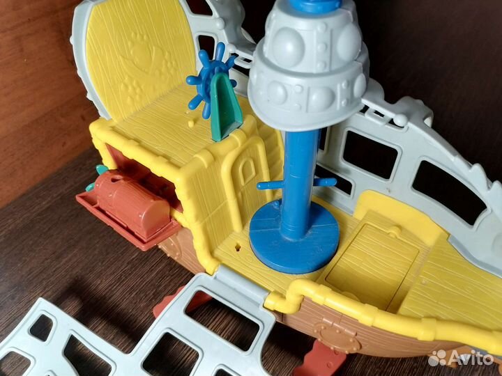 Disney Подводная корабль