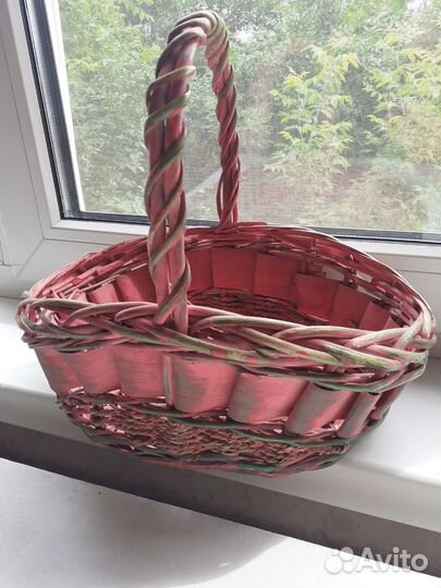 Корзина плетеная из лозы ива