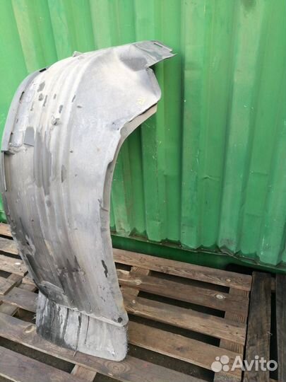 Подкрылок кабины зад. лев. Scania 5-Series 2005