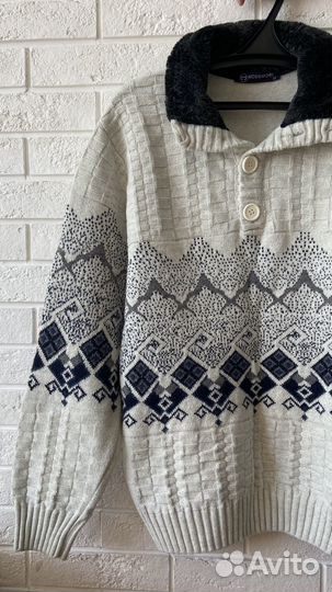 Свитер мужской