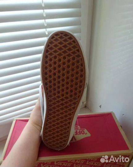 Кроссовки ванс